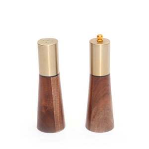 Juego de Salero y Pimentero de Madera de Acacia Premium y Dorado, Elegante Juego de Especieros de Madera Cónicos para Decoración de Cocina - Product Image 2