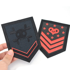 Développement de motifs personnalisés pour patchs brodés professionnels, destinés aux campagnes promotionnelles et aux marques de mode - Product Image 2