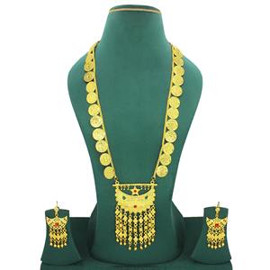 Conjunto de collar de joyería en forma de luna de flor hueca chapada en oro Conjunto de joyería de moda de Oriente Medio para mujeres y niñas - Product Image 3