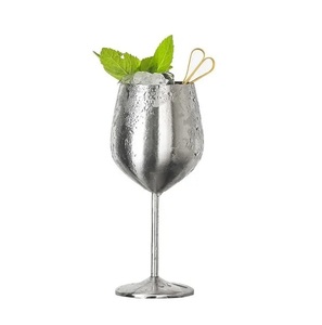 Gobelet vintage en laiton gaufré en forme de cloche, verre à vin fait main, décoration de mariage, coupe en métal élégante pour fête - Product Image 6