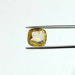 Saphir jaune naturel de 4,56 carats, pierres précieuses en vrac du Sri Lanka pour la fabrication de bijoux et de bagues YCNNS-201 - Product Image 1