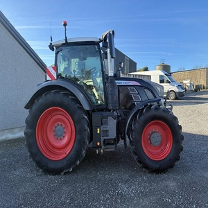 Precio de Fábrica, Tractor Agrícola Fendt Vario 724 Original de Alta Calidad, 60-180hp, 2WD, Motor de 100HP, Bomba, Caja de Cambios, Transmisión por Engranajes - Product Image 1