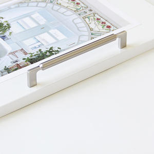 Hot Selling Modern Brushed <b>Gold</b> Zinc Alloy Hardware Materials Cabinet Handles <b>Pulls</b> for Kitchen Cupboards Bathroom Vanity Dining - Product Image 4