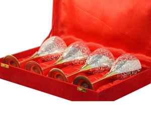 Ensemble de gobelets à vin en laiton pur plaqué argent |   Calice en laiton gravé de luxe moderne |   Verres à vin décoratifs élégants à pied doré - Product Image 5