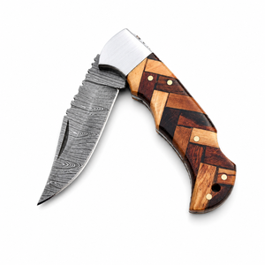Couteau de chasse et de camping pliant artisanal en acier Damas, pointe clip, manche en bois, étui en cuir, personnalisable OEM/ODM, 0,5 mm - Product Image 6