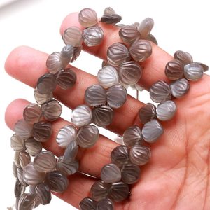 Cuentas de piedra lunar gris natural talladas en forma de concha de 9-10 mm, cuentas de piedras preciosas talladas a mano con orificio lateral, cuentas sueltas de piedra lunar gris para joyería. - Product Image 5