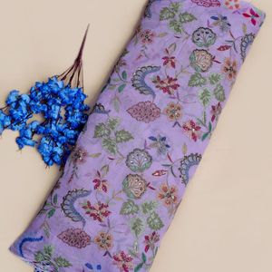 ผ้าจอร์เจตต์ปักลายดอกลาเวนเดอร์สีอ่อนสวยงาม ประดับด้วยเลื่อมวิบวับ หรูหรา น้ำหนักเบา สง่างาม เหมาะสำหรับชุดราตรีหรือส่าหรี - Product Image 2