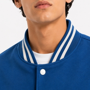 Veste universitaire personnalisée pour homme, boutons pression, style universitaire moderne, confortable pour un usage quotidien, veste tendance inspirée, veste universitaire classique - Product Image 4