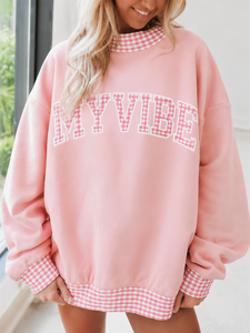Sweat-shirt personnalisé OEM pour femme avec applique lettre, motif écossais color block, pull col rond à manches longues, style décontracté streetwear - Product Image 4