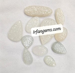 Lot de Cabochons en Pierre de Lune Blanche Naturelle de Haute Qualité à 100 %, Prix de Gros, pour la Fabrication de Bijoux Faits Main en Pierre de Lune Blanche - Product Image 3