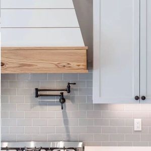 Rubinetto da cucina pieghevole a doppio comando lucidato di alta qualità, in ABS e ottone, a parete, per uso commerciale - Product Image 3