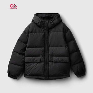 Doudoune à capuche pour femme, manteau d'hiver ample vert, vêtement d'extérieur chaud pour femme, rembourrage en polyester, longueur standard - Product Image 1