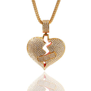Collier Pendentif Cœur Brisé avec Bande de Moissanite Glacée et Chaîne Cubaine, Bijoux Hip Hop pour Hommes et Femmes - Product Image 2