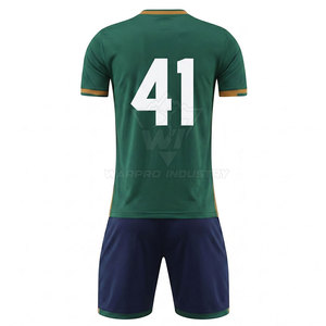 Uniforme de Fútbol de Alto Rendimiento con Tela de Poliéster Ligera, Ajuste Cómodo y Estilo Deportivo para Jugadores y Equipos - Product Image 2
