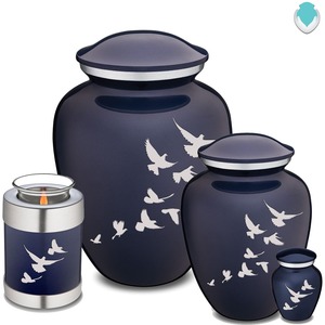 Urne traditionnelle avec motif floral fait main, noire et dorée, vase décoratif rond pour expression de sympathie - Product Image 2