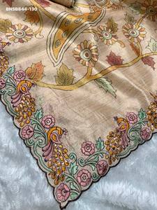 Sari de Seda Negra de Excelente Calidad, Diseño Moderno y Elegante, con Bordado a Hilo y Estampado Digital, Venta al Por Mayor - Product Image 3