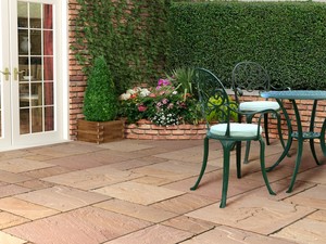 Dalles de pavé en grès Modak, surface polie, pour pavage traditionnel de cour - Product Image 1