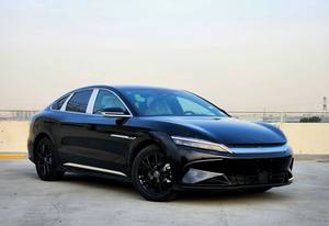 Coche eléctrico PHEV BYD HAN con 1300 km de autonomía total - Product Image 3