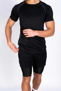 Ensemble T-shirt et short oversize en polyester/coton écologique pour homme – Deux pièces d'été vintage avec logo frontal - Product Image 3