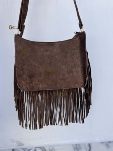 Sac bandoulière en cuir de vachette à franges en fourrure, patchs en cuir de vachette, sac à main en fourrure, sac bandoulière, sacs tendance style gypsy, vente chaude - Product Image 2