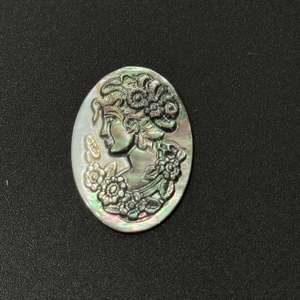 Soulful Natural Mother of Pearl Carved Lady Face Fancy Carving Gemstone Decorative <b>Shell</b> Art Loose Fancy Pearl Carving Gemstone - Product Image 5