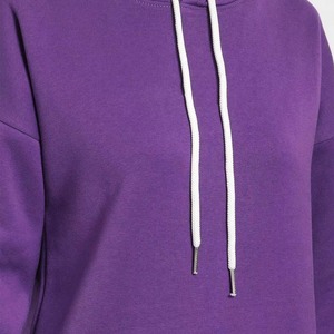 Camiseta Oversize para Mujer al por Mayor, Algodón Suave Premium, Estilo Casual Urbano, Diseño Personalizado, Suministro Directo de Fábrica - Product Image 5