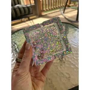 Cendrier élégant en résine, plateau à cigarettes décoratif de luxe, écologique et durable, porte-cigarettes moderne pour la maison et le bureau avec style - Product Image 2