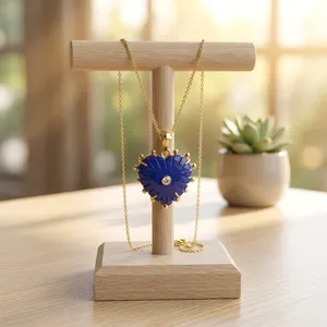 Collier pendentif en forme de cœur en jade bleu avec zircon cubique, plaqué or 18 carats, laiton, bijoux personnalisés les plus vendus - Product Image 4