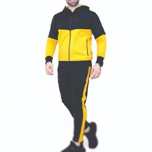 Ensemble de survêtement personnalisé 2026 en gros – Sweat à capuche zippé et pantalon de jogging en molleton doux – Tenue décontractée et confortable pour homme - Product Image 1