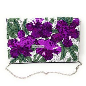 Bolsos de mano personalizados hechos a mano con cuentas, bolsos de moda con letras, diseños florales y gráficos. - Product Image 4