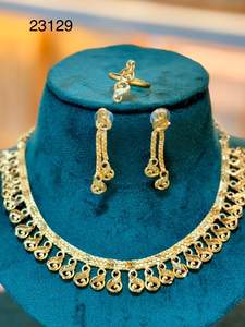 Nouvelle collection MOLL JEWELLERS : Parure florale tendance en alliage plaqué or 24 carats avec zircon, collier et boucles d'oreilles, cadeau de mariage pour femme - Product Image 2