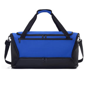 Sac de sport imperméable grande capacité avec logo personnalisé, sac de voyage tendance pour femmes, sac de sport fitness, sac de voyage imperméable - Product Image 4