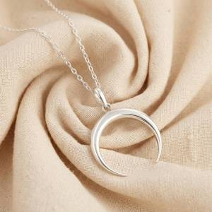 Collar de Plata de Ley 925 con Colgante de Raqueta de Tenis, Regalo para Amantes del Tenis, Joyería Deportiva para Mujer - Product Image 4