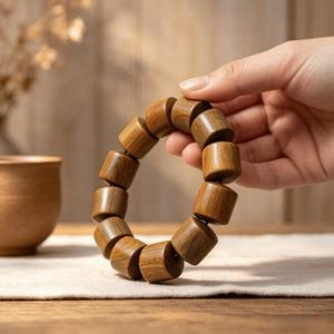 Brazalete de Madera Natural Hecho a Mano de Primera Calidad, Joyería de Estilo Clásico para Mujer, Accesorio de Moda Ligero, Regalo para Fiestas - Product Image 6