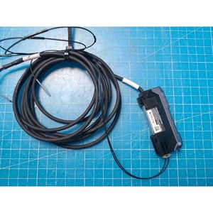เครื่องขยายสัญญาณเซ็นเซอร์ไฟเบอร์ดิจิตอล KEYENCE FS-V21R ใช้ได้โดยไม่ต้องปรับปรุง อะไหล่อุปกรณ์เซมิคอนดักเตอร์รุ่นเก่า - Product Image 6