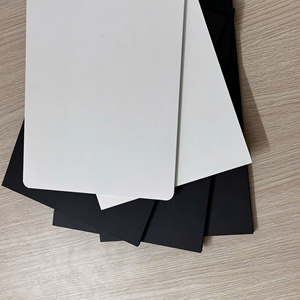 Panel de Espuma de PVC Ligero, Resistente a los Rayos UV, Impermeable y Resistente al Fuego, para Exhibiciones, Sistemas de Señalización Promocional - Product Image 1