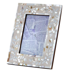 Miroir mural encadré en mosaïque élégante de haute qualité, avec des touches artisanales uniques, pour la maison, la salle de bain ou un restaurant. - Product Image 3