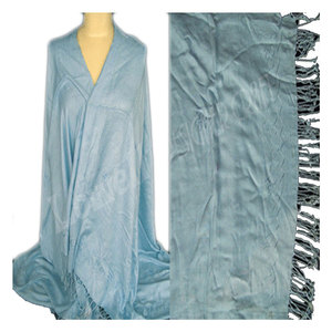 Elegante Bufanda de Viscosa con Bordado, Bufanda de Rayón Lisa, Suave y Ligera, Bufanda de Diseño Elegante para Mujer con Bordado Fino - Product Image 3