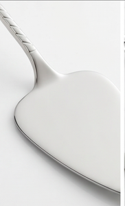 Modern Stainless Steel Cake Server Spoon With Ornate Handle Dishwasher Safe Ideal For Parties Celebrattion And Weddings - Product Image 2