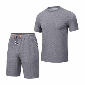 Ensemble décontracté 2 pièces pour homme Twin City : T-shirt et short blancs, tricoté uni, respirant, style col rond, 100 % coton, idéal pour l'été - Product Image 4