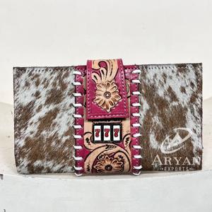 Cartera de mano de cuero de vaca artesanal estilo western 2026 con diseño floral grabado 777 Jackpot para mujer - Product Image 1