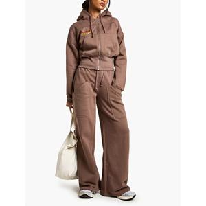 Ensemble de survêtement évasé pour femme en coton doux avec logo personnalisé, pantalon de jogging taille haute en molleton respirant et écologique pour l'hiver - Product Image 1