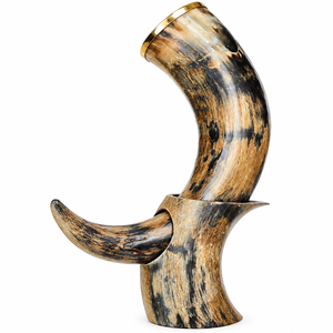 Cuerno para Beber Hecho a Mano con Diseño Grabado del Árbol de la Vida Nórdico y Soporte de Exhibición, Venta al por Mayor, OEM, ODM - Product Image 4