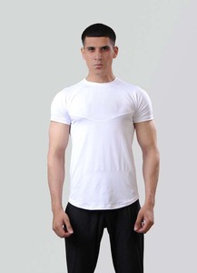 Vente en gros de t-shirts de sport ajustés pour hommes 100% coton, tendance, col rond, vêtements de musculation, vêtements d'entraînement, vêtements de sport - Product Image 2