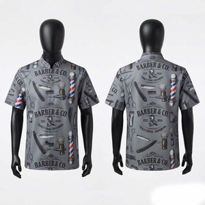เสื้อแจ็คเก็ตช่างตัดผมสำหรับผู้ใหญ่แบบยูนิเซ็กซ์ พรีเมียม 180 GSM โพลีเอสเตอร์ พิมพ์ลาย แขนสั้น คอตั้ง โลโก้ปั๊มนูน ระบายอากาศได้ดี สีเทา ชุดยูนิฟอร์มทำงาน - Product Image 1