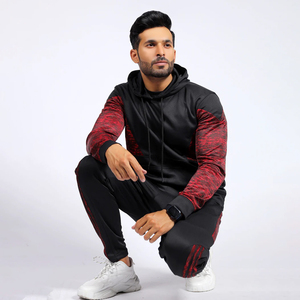 Conjunto de Sudadera con Capucha Negra para Hombre con Logotipo Frontal, 100% Algodón, Secado Rápido y Transpirable - Product Image 1