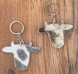 Nouveau design vente chaude cheveux sur cuir de vachette porte-clés en cuir porte-clés élégants porte-clés de luxe en cuir de forme unique - Product Image 4