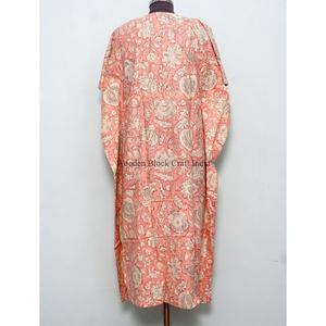Precioso caftán de algodón puro color melocotón, largo, floral, para playa, estampado a mano, estilo kimono indio, cómodo, tejido para primavera. - Product Image 5