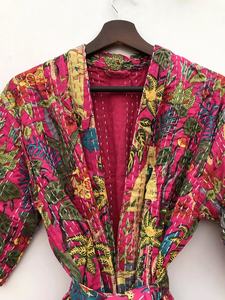 Chaqueta corta con estampado de Farida Kahlo de tela de algodón, chaqueta Kantha acolchada hecha a mano, bata índigo Kantha para mujer, novedad - Product Image 4