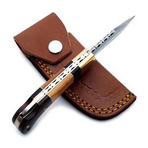 Couteau pliant en acier Damas avec verrouillage arrière, manche en bois, embout en laiton et étui – Couteau de poche EDC pour camping et chasse OEM/ODM - Product Image 3